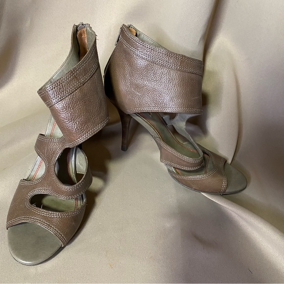 Miss Sixty cutout heels - Picture 3 of 9